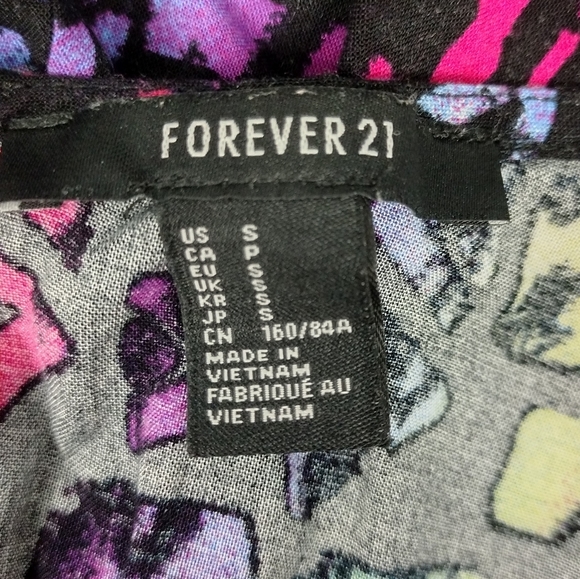 Forever 21 Romper - Picture 3 of 3